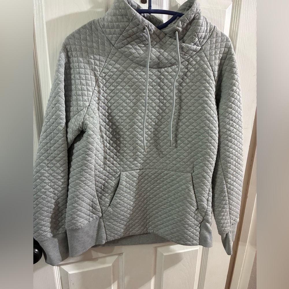 Women’s Small GreenTea Quilted Sweatshirt
